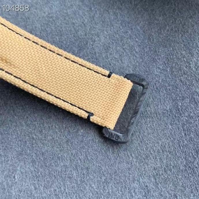 z2682785694593_d2885ca053bd0a254ac5213a98b19d74